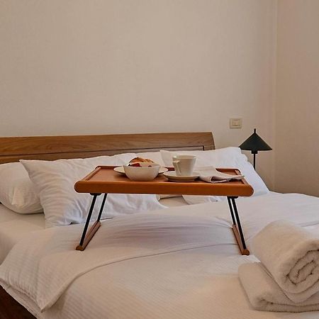 Casa Lutoma Villa Kmeti Eksteriør billede