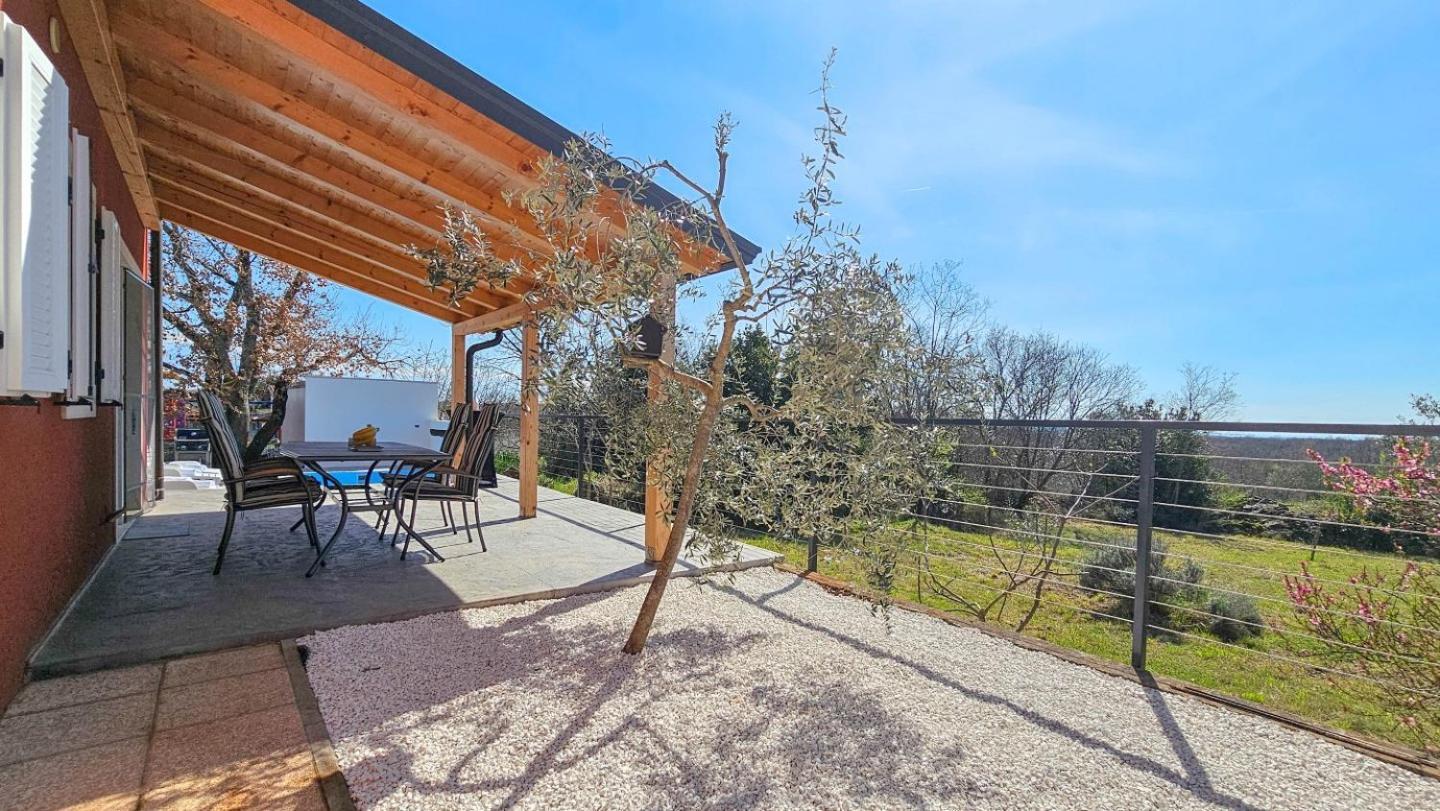 Casa Lutoma Villa Kmeti Eksteriør billede
